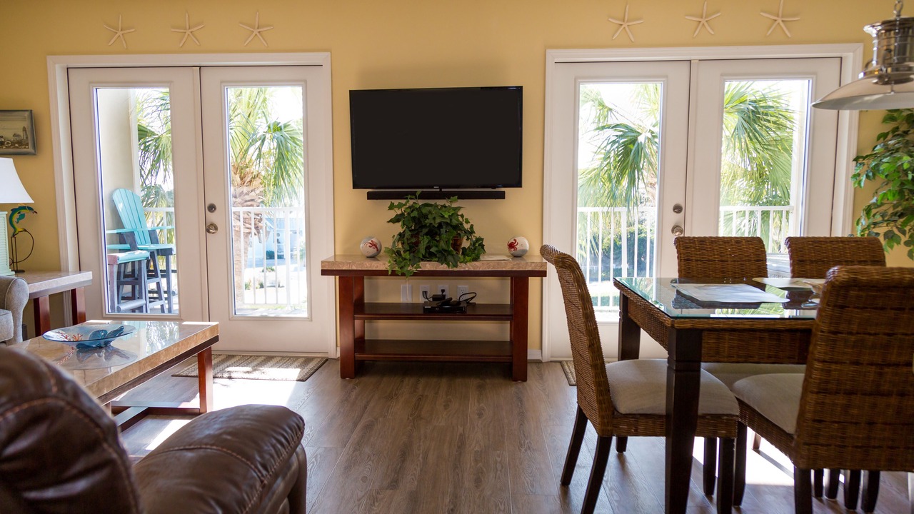 Photo of Bedroom in Gulf Place