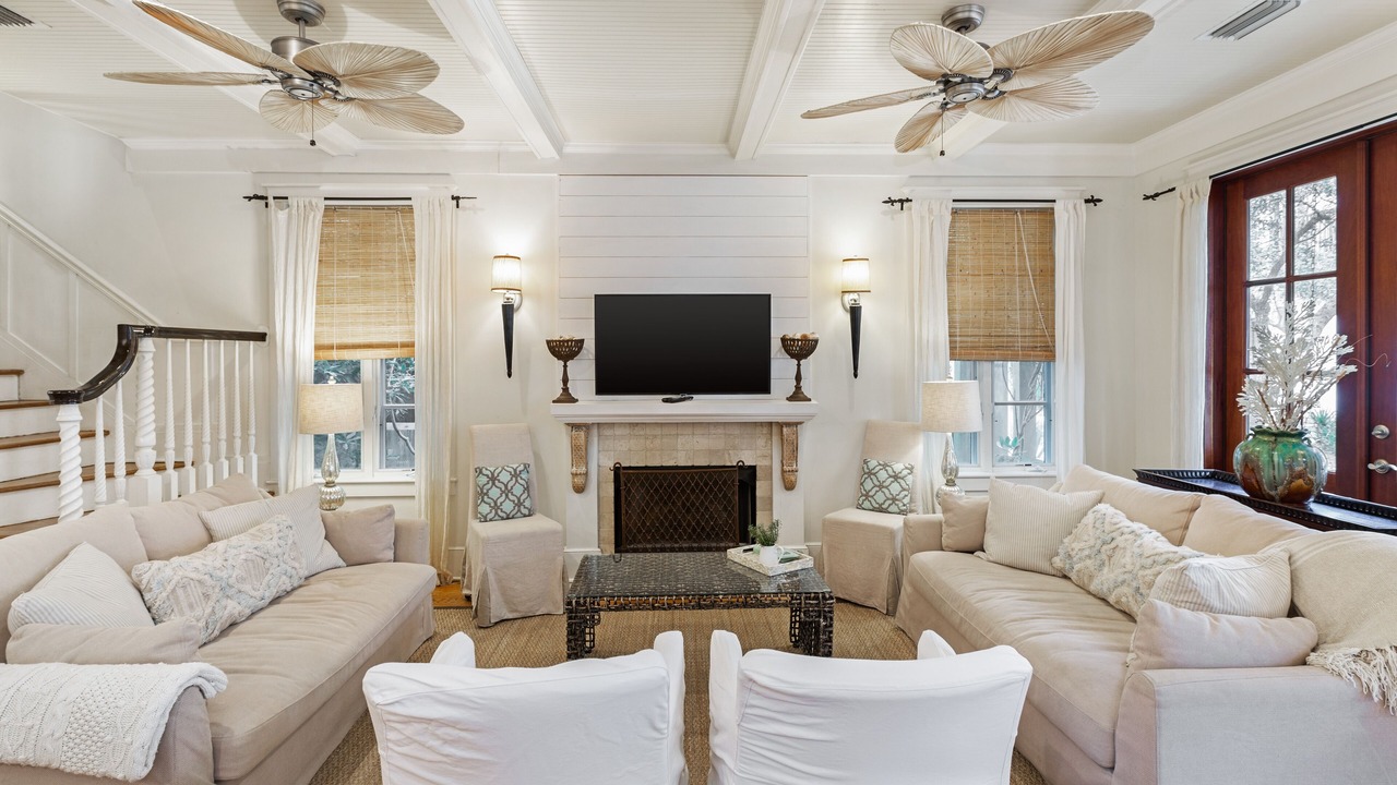 Photo of Livingroom in Rosemary Beach