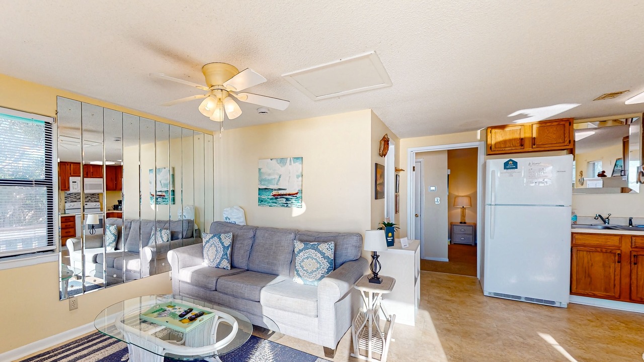 Photo of Livingroom in Indian Pass