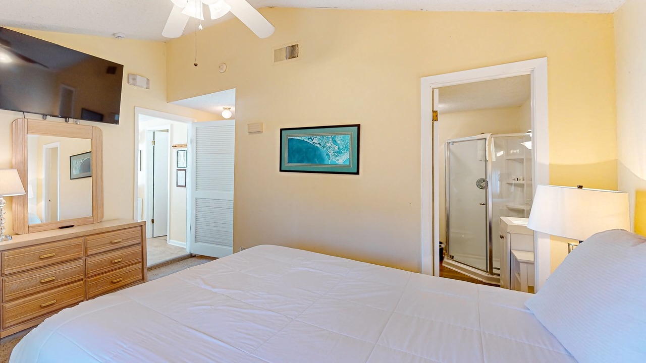 Photo of Bedroom in Indian Pass