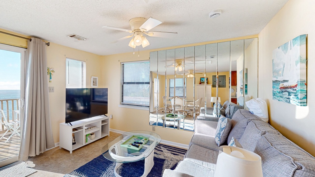 Photo of Livingroom in Indian Pass