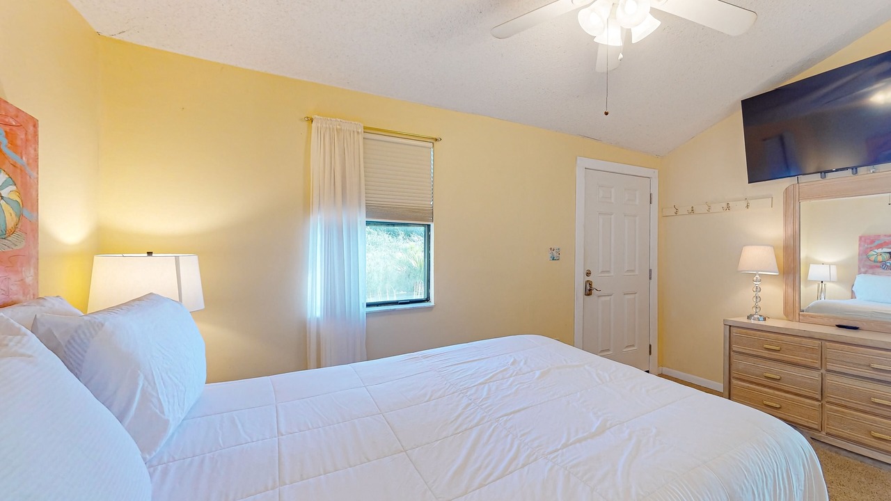 Photo of Bedroom in Indian Pass