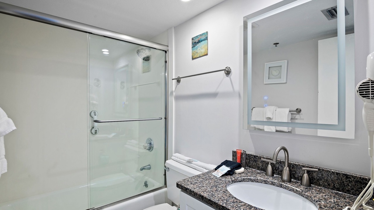 Photo of Bathroom in Holiday Isle