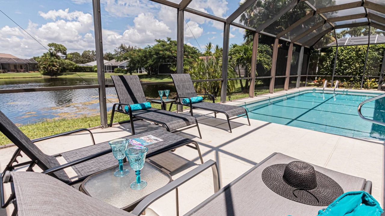 Photo of Outdoor in Crown Pointe