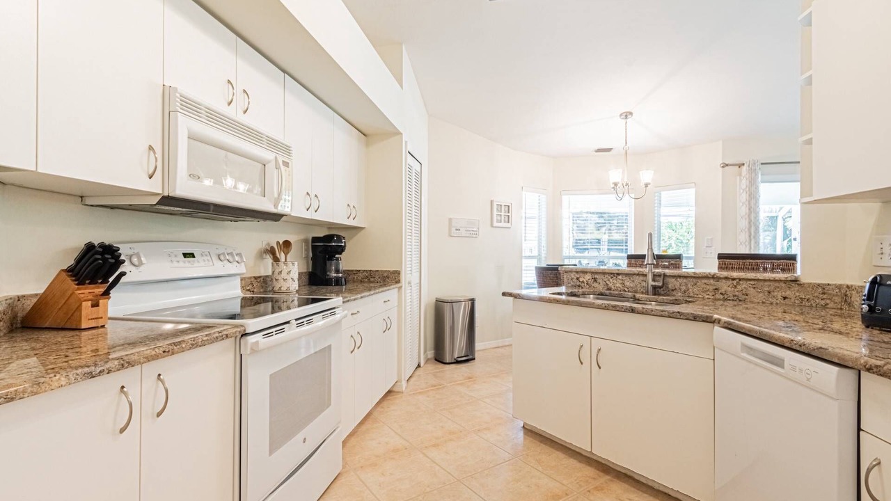 Photo of Kitchen in Crown Pointe