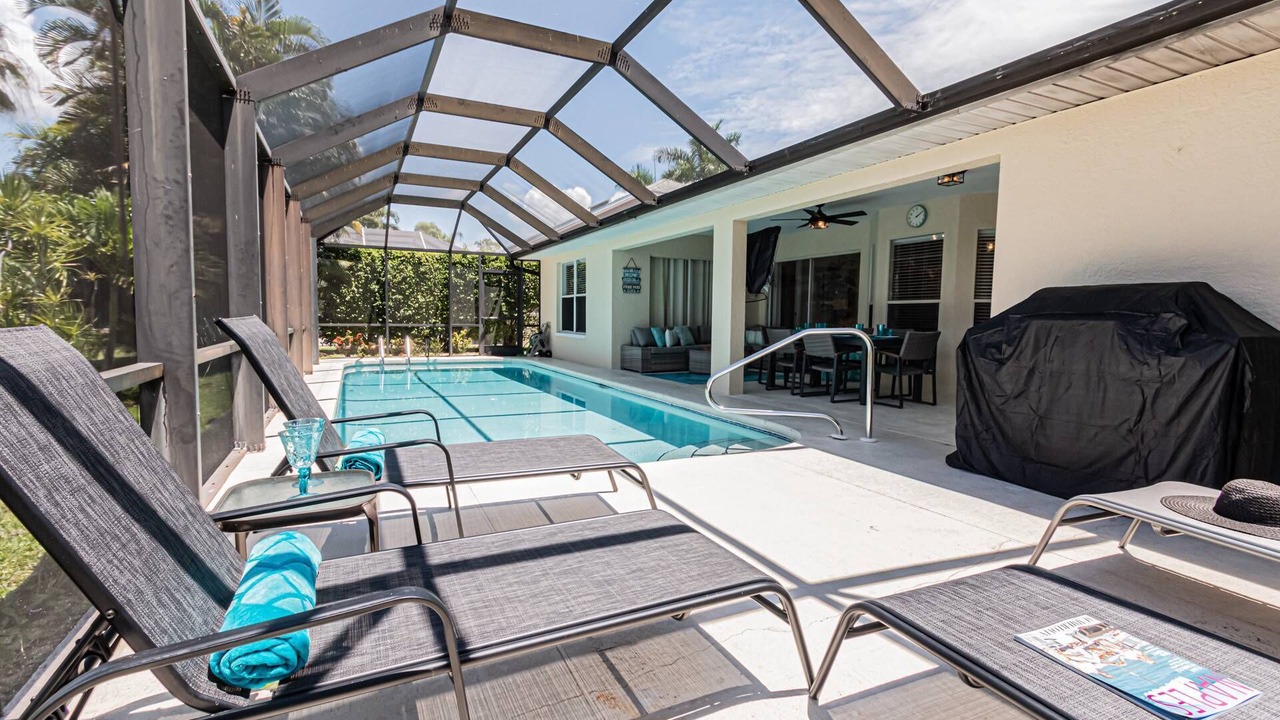 Photo of Outdoor in Crown Pointe