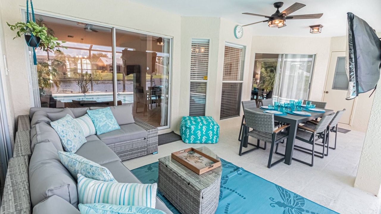 Photo of Outdoor in Crown Pointe