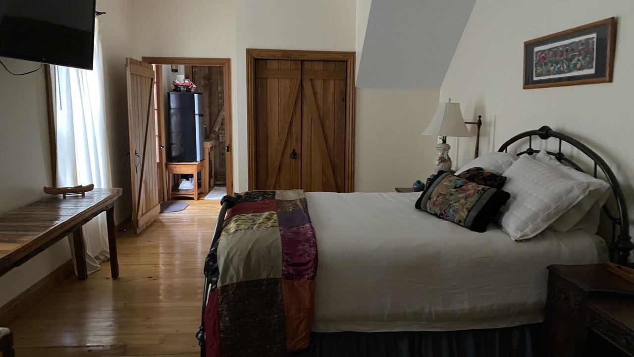 Photo of Bedroom in Breaux Bridge