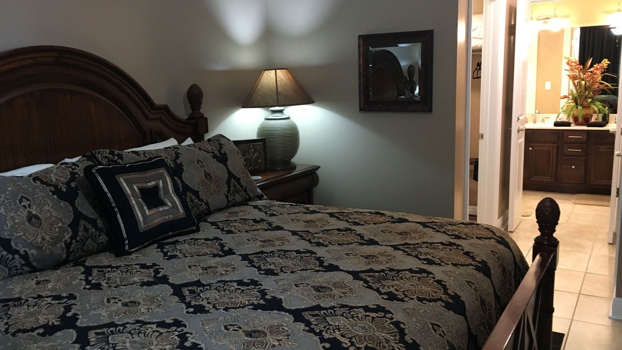 Photo of Bedroom in Henderson Point