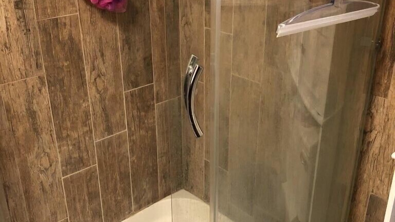 Photo of Bathroom in Harbour Towne