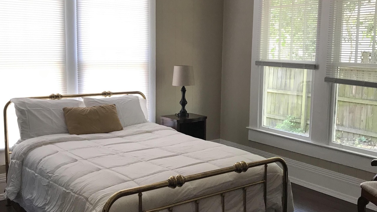 Photo of Bedroom in Gulfport