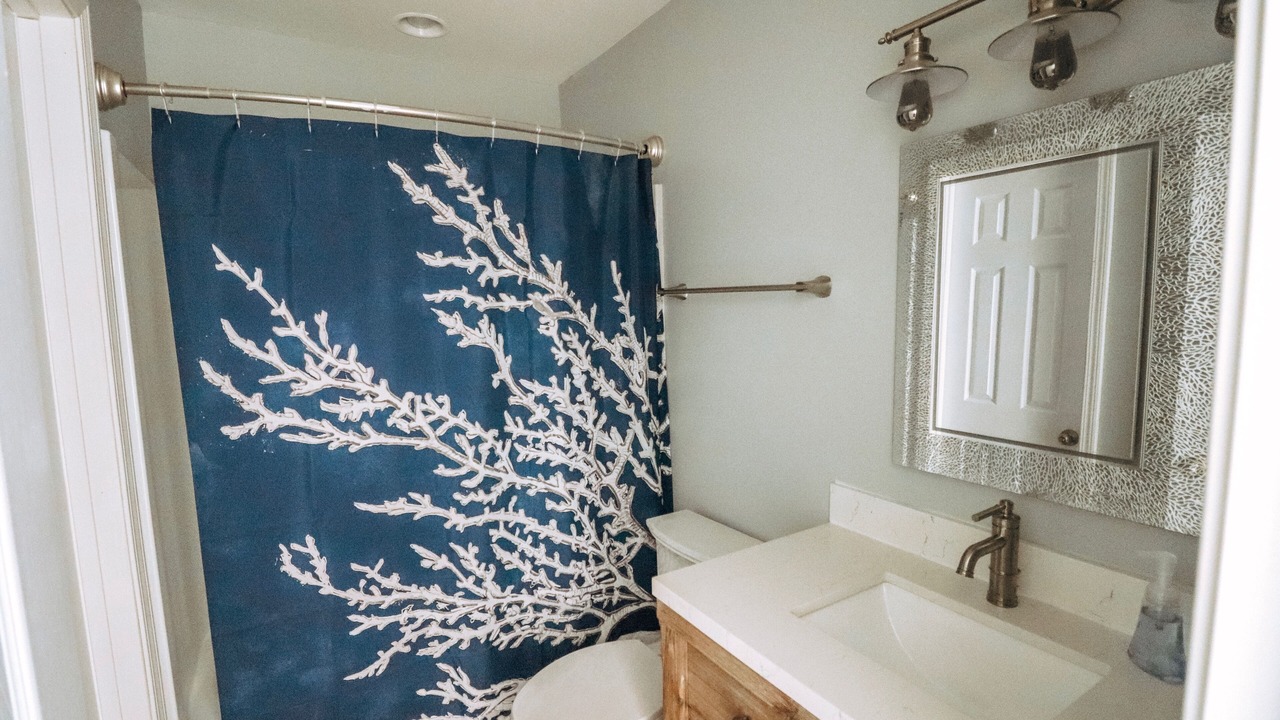 Photo of Bathroom in Holiday Beach