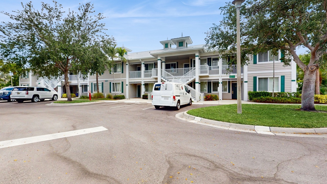 Photo of Outdoor in Naples