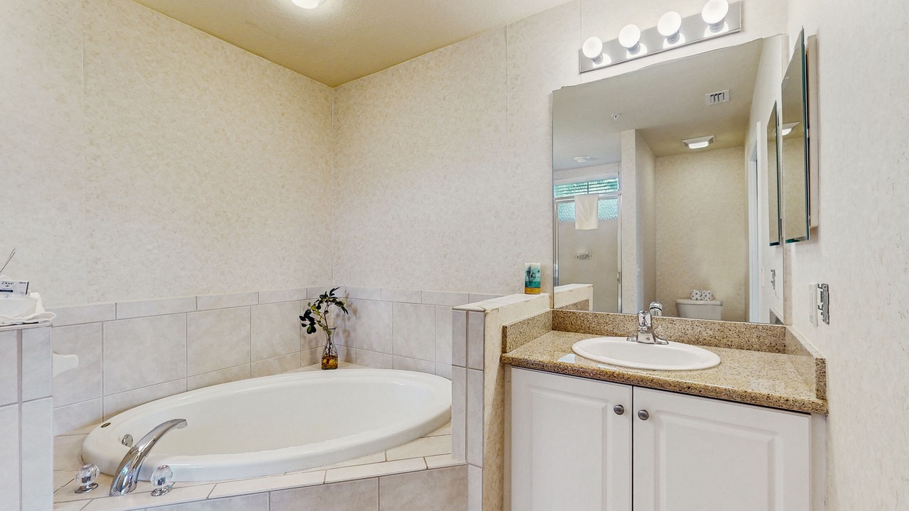 Photo of Bathroom in Naples