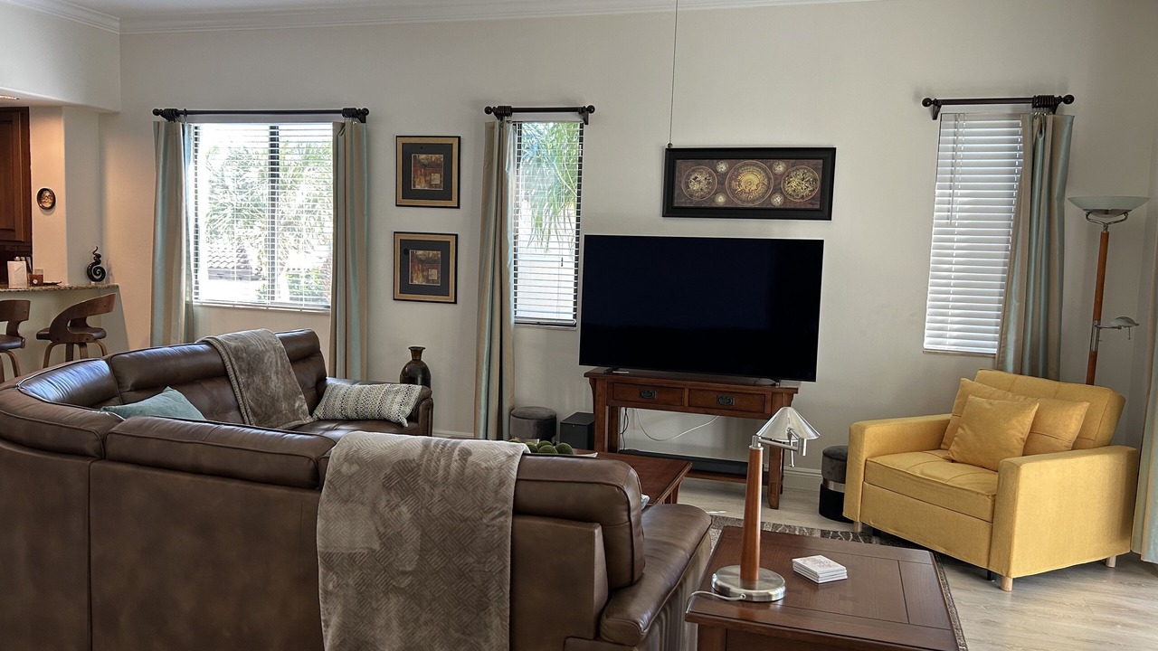 Photo of Livingroom in Naples
