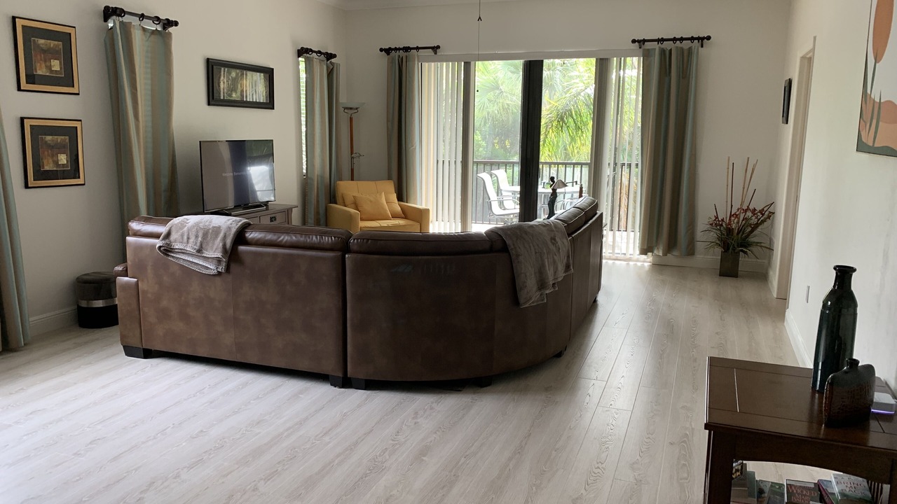 Photo of Livingroom in Naples