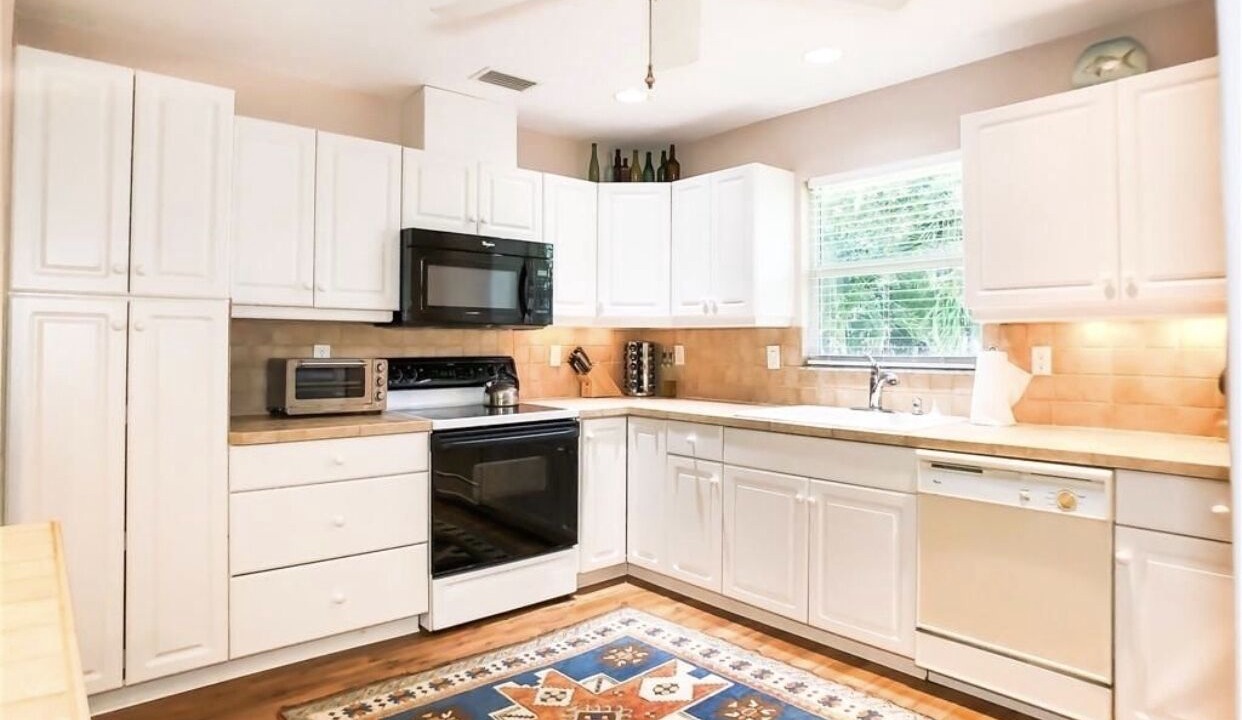 Photo of Kitchen in Pineland