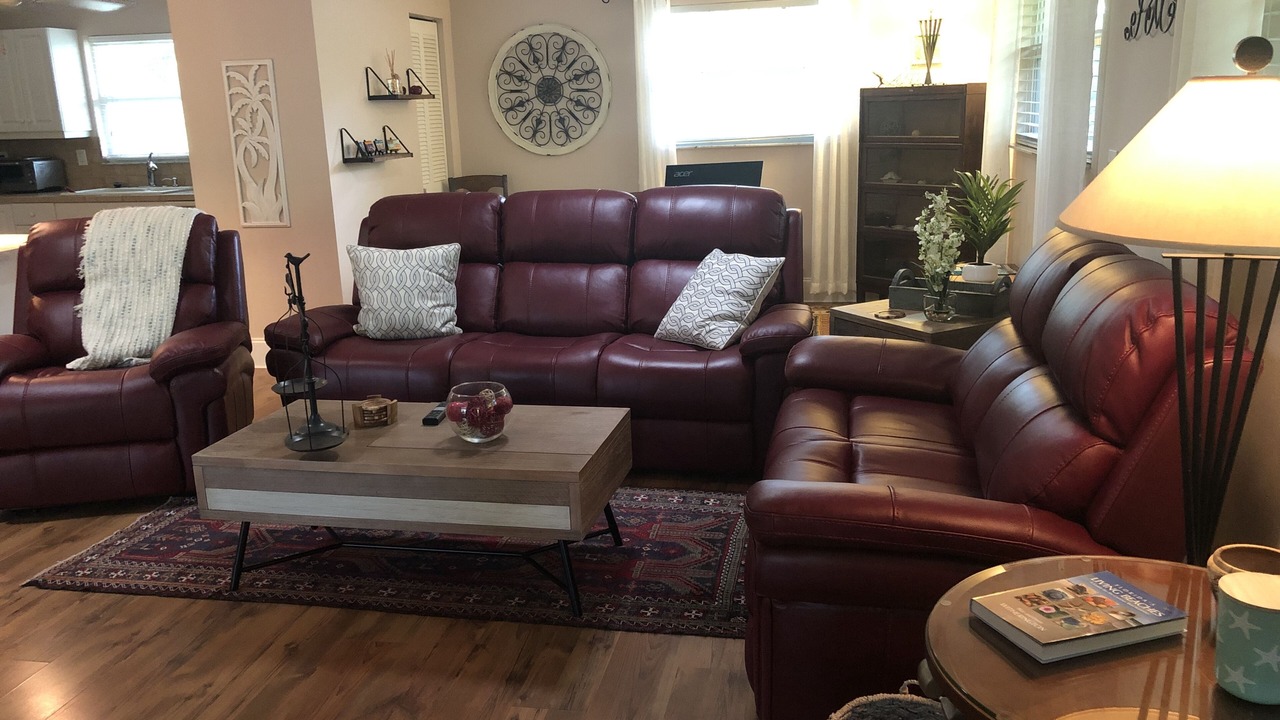 Photo of Livingroom in Pineland