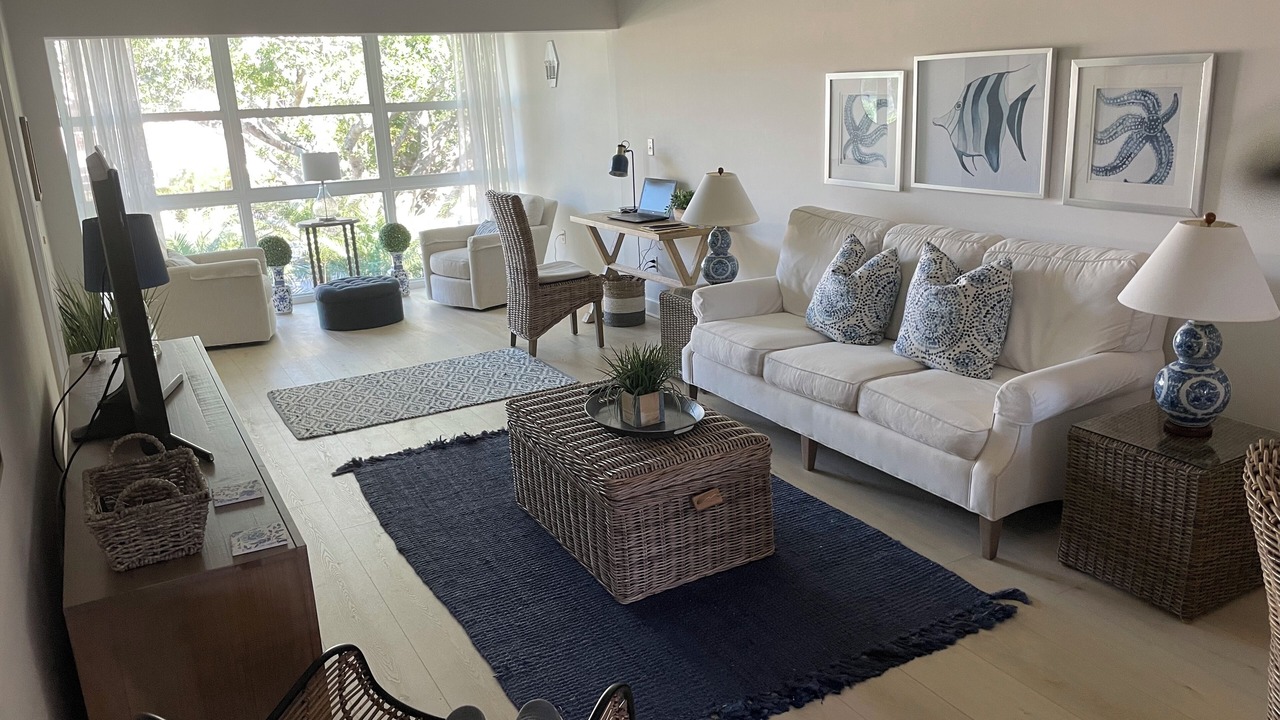 Photo of Livingroom in Coquina Sands