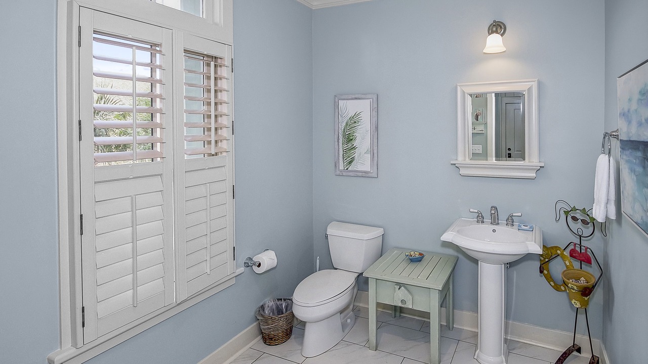 Photo of Bathroom in Beach District