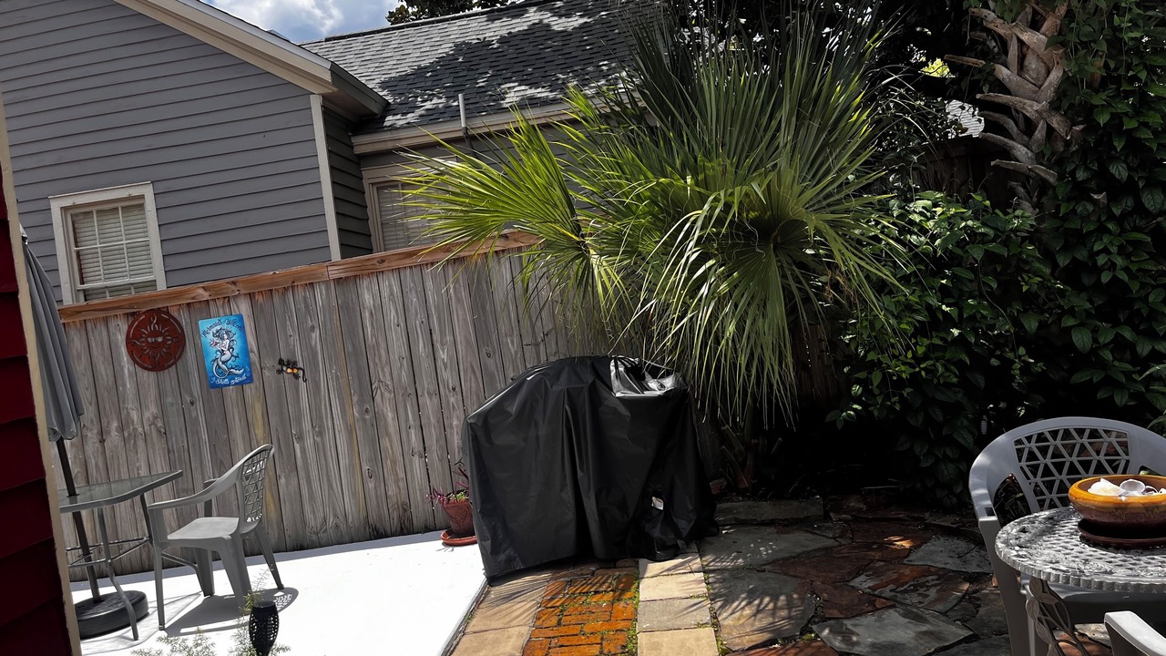 Photo of Outdoor in Old East Hill