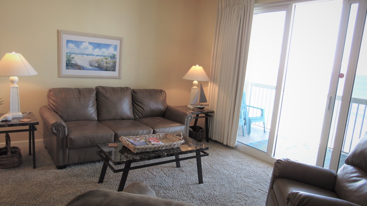 Photo of Livingroom in Lower Grand Lagoon