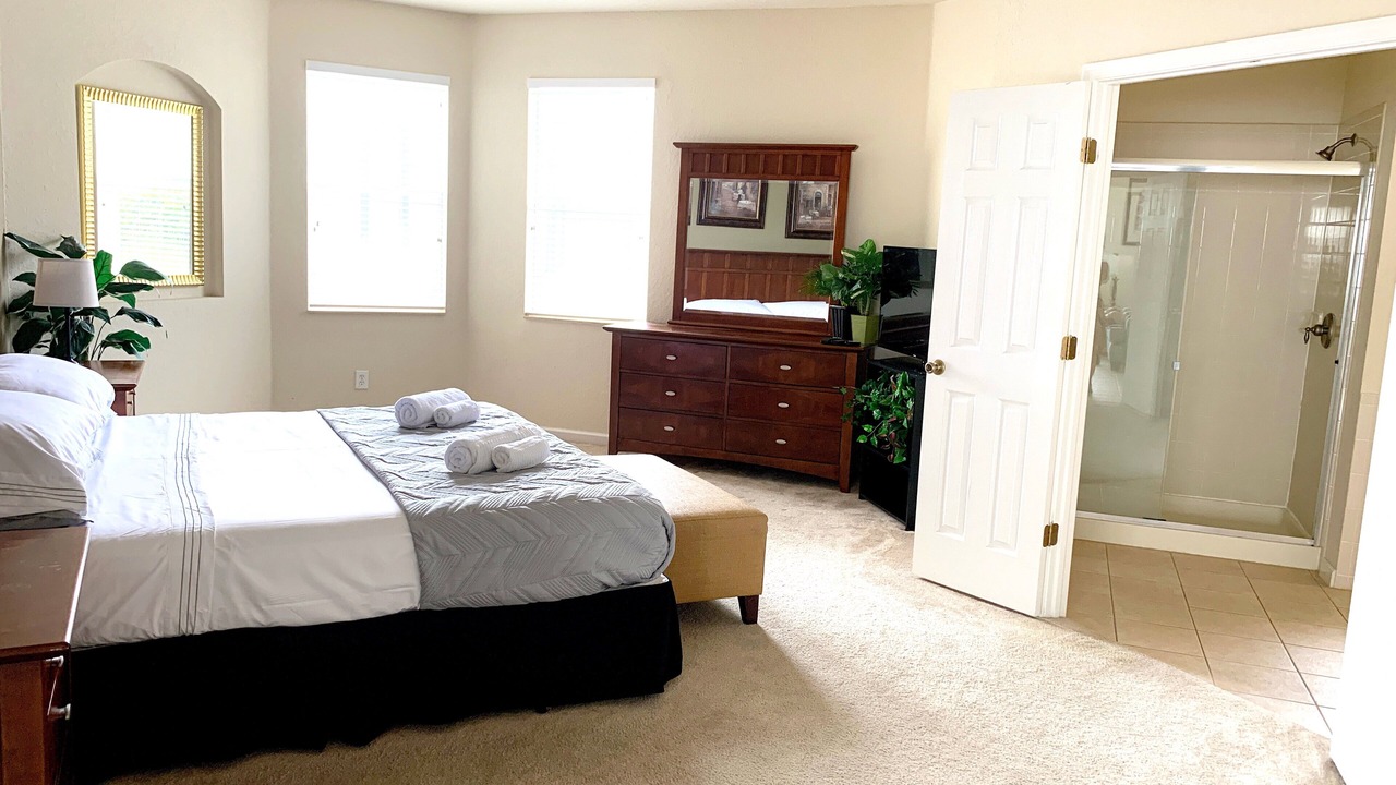 Photo of Bedroom in Trafalgar Village