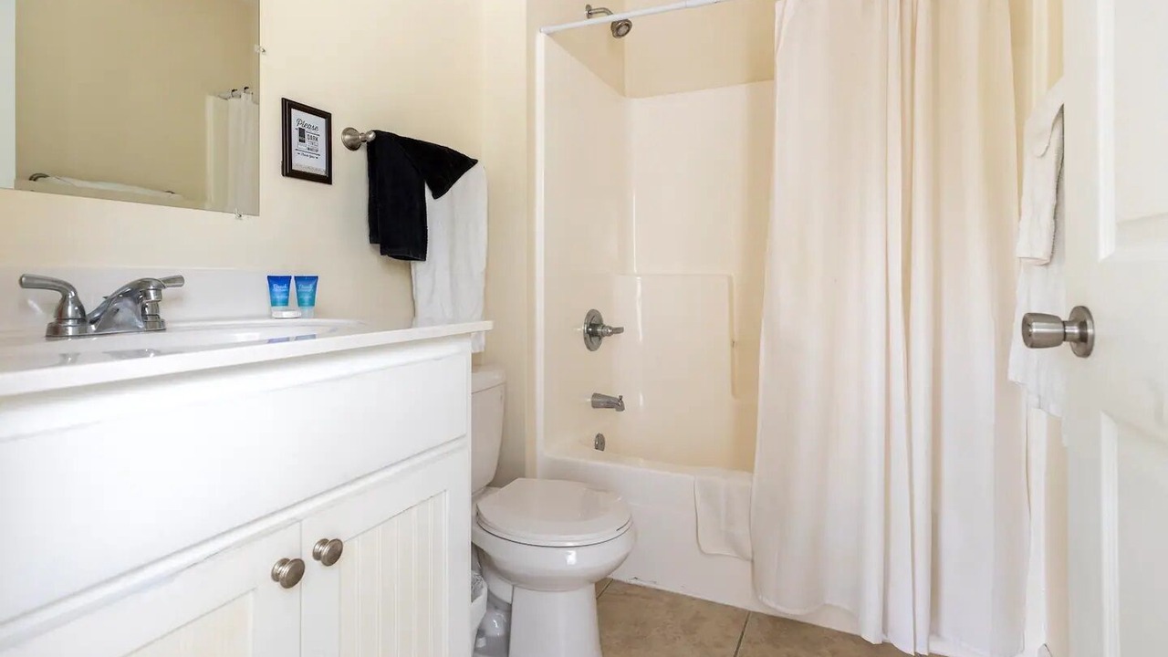 Photo of Bathroom in East End