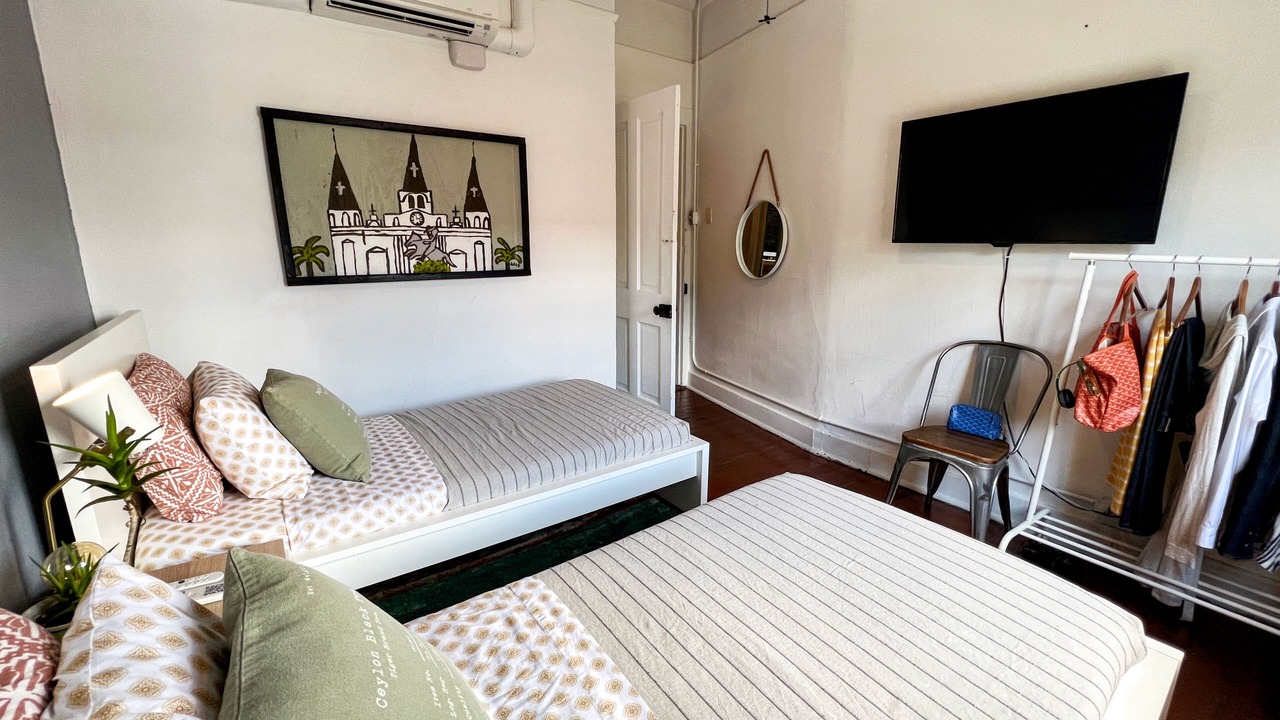 Photo of Bedroom in Algiers Point