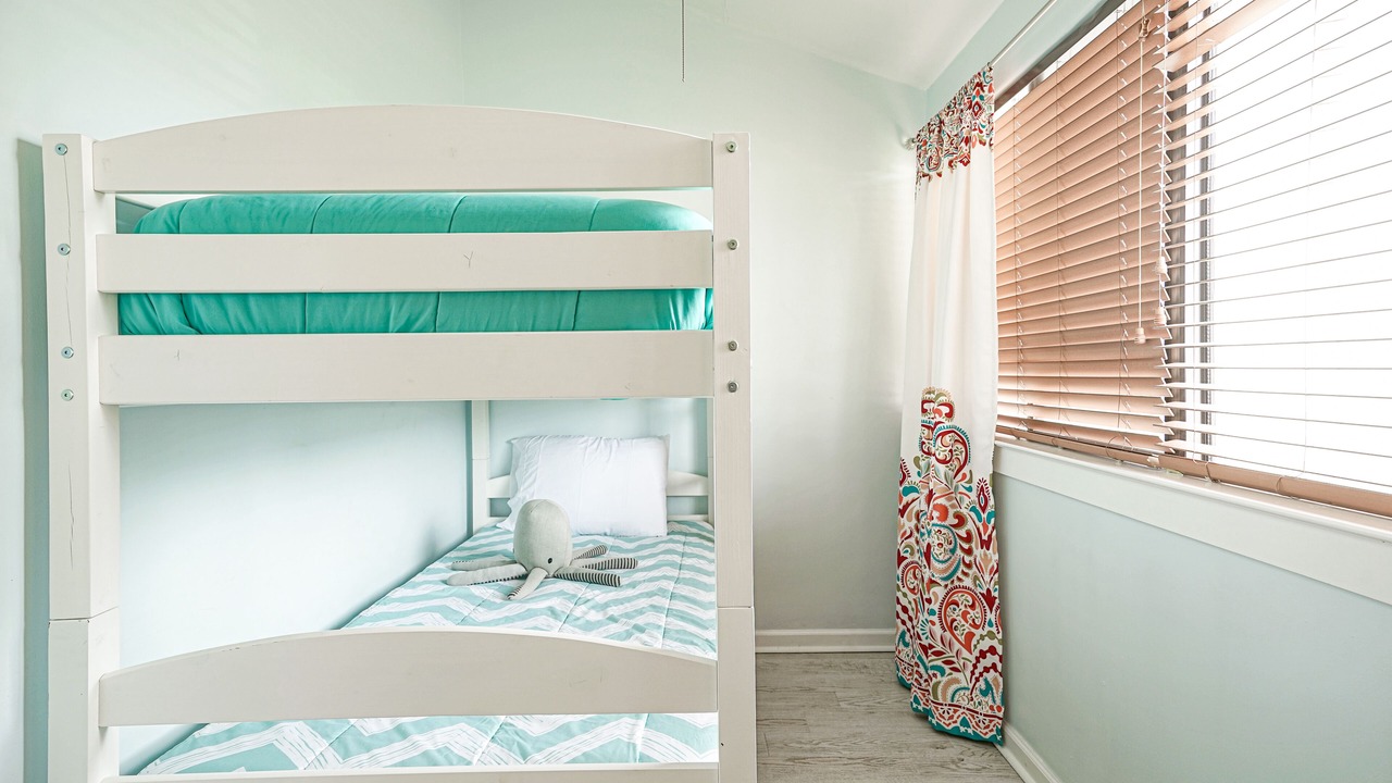 Photo of Bedroom in Holiday Isle