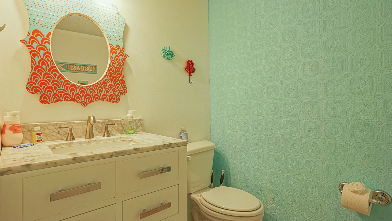 Photo of Bathroom in Holiday Isle