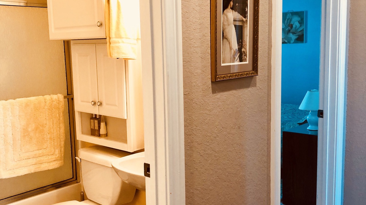 Photo of Bathroom in Niceville