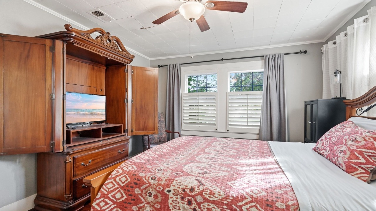 Photo of Bedroom in Lafayette