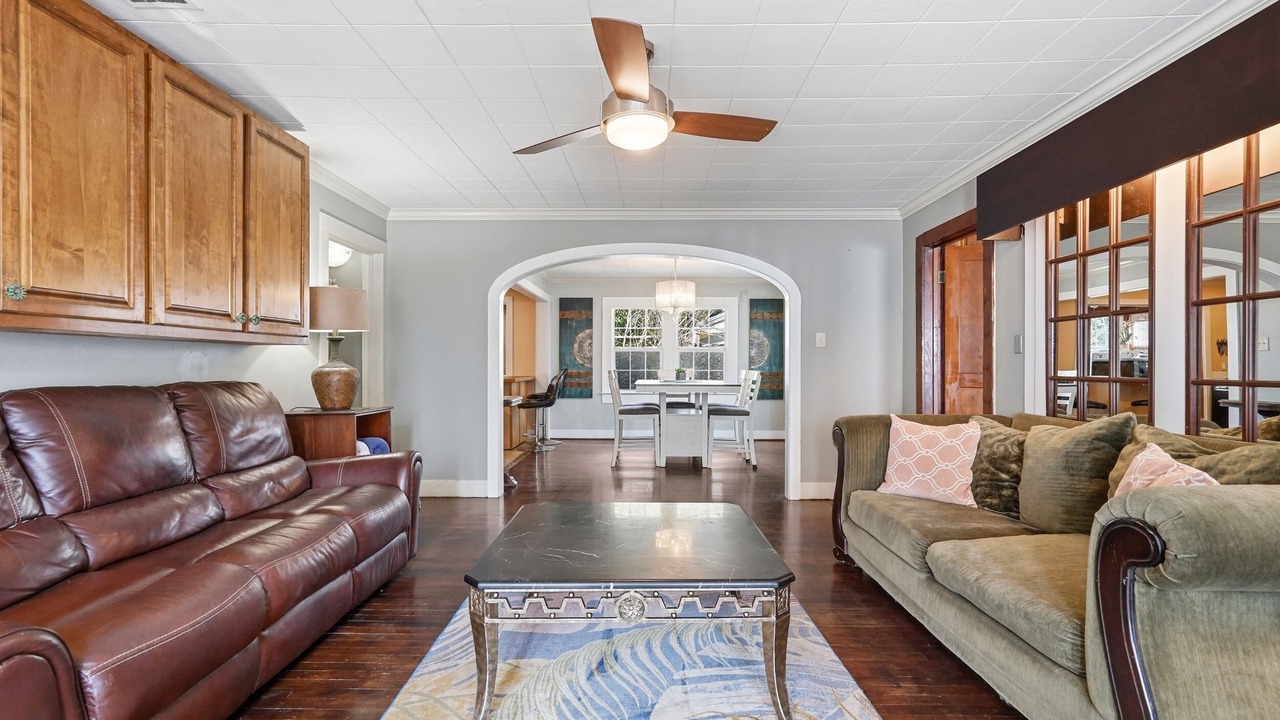 Photo of Livingroom in Lafayette