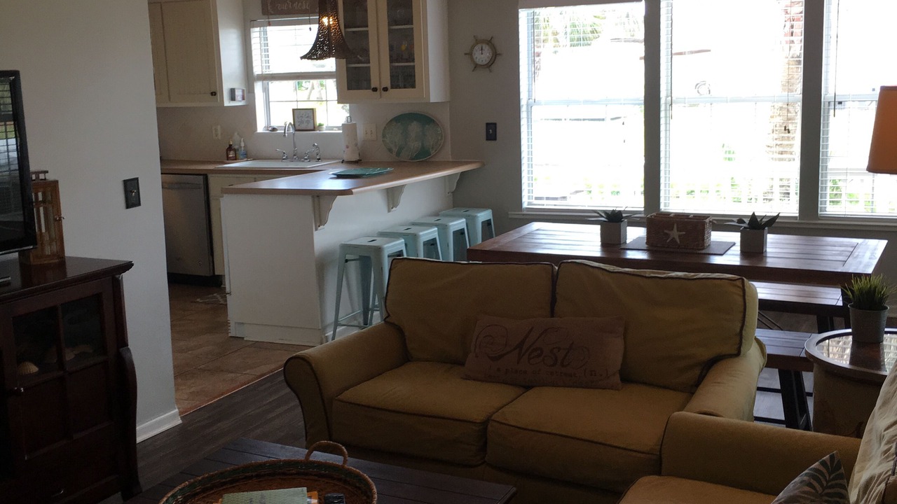 Photo of Livingroom in Port St. Joe