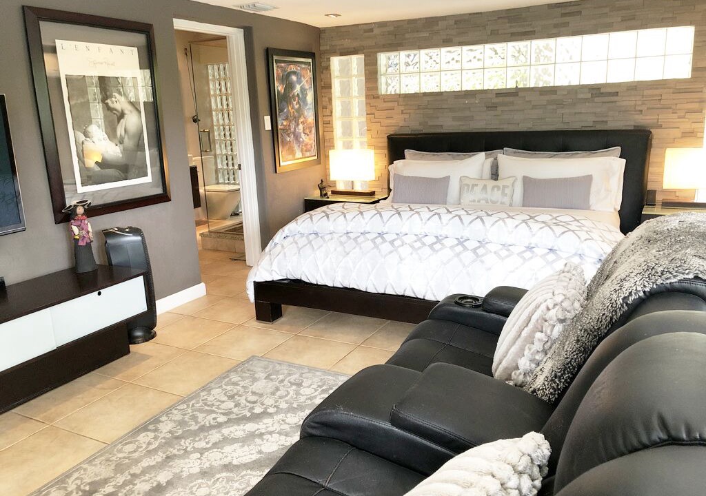 Photo of Bedroom in Wilton Manors