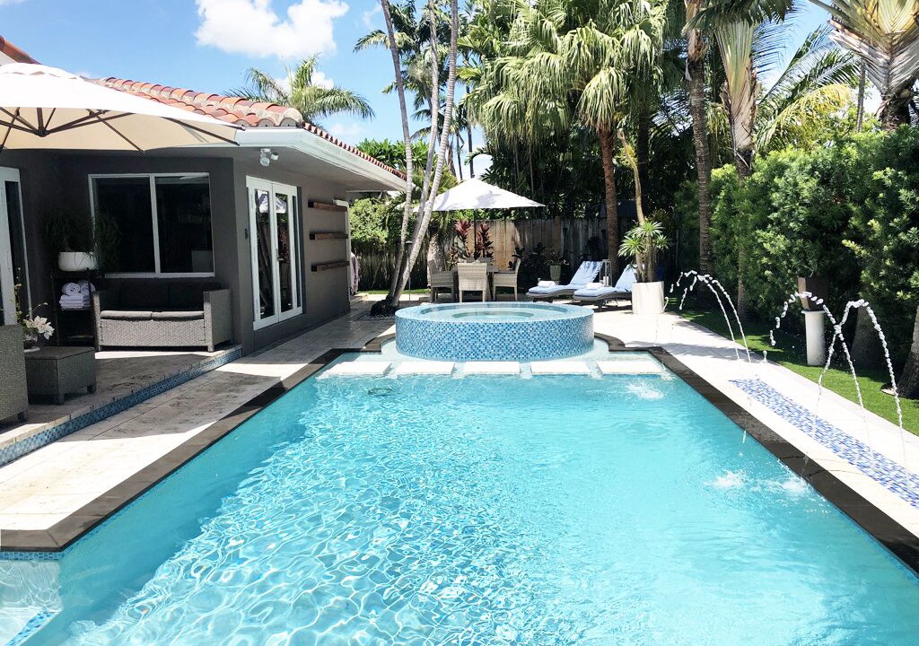 Photo of Outdoor in Wilton Manors