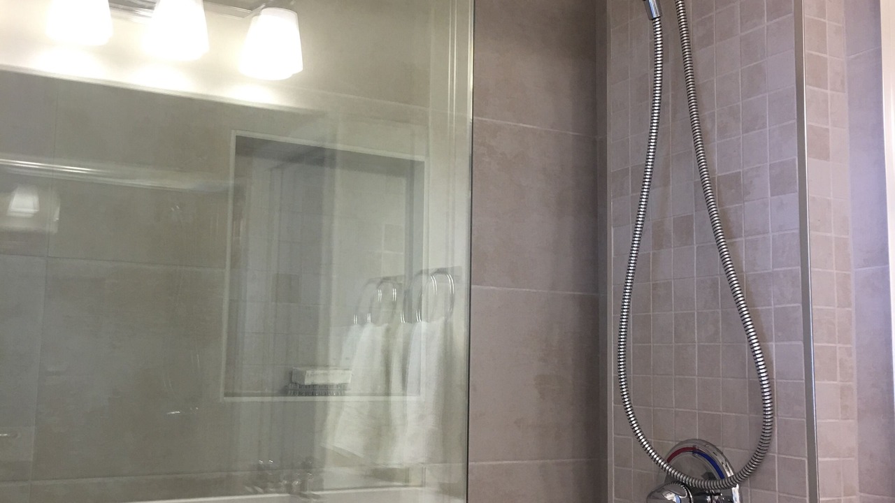 Photo of Bathroom in Golden Beach