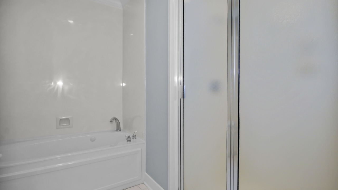 Photo of Bathroom in Beach District