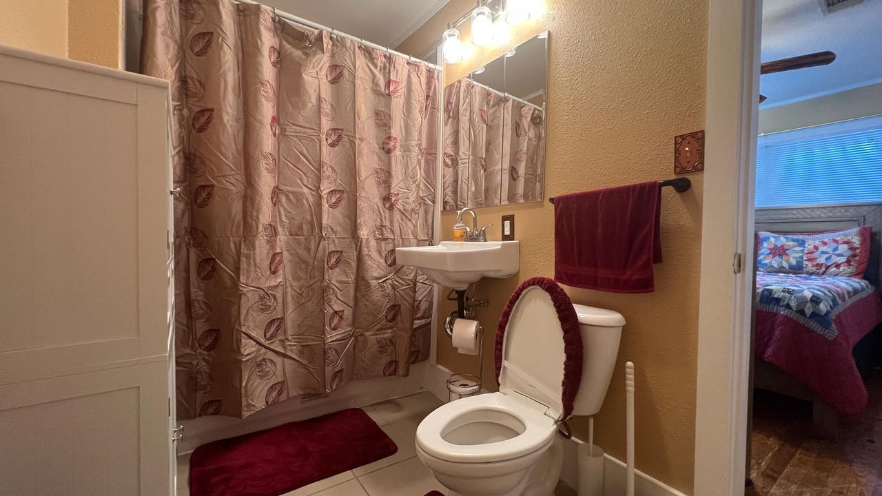 Photo of Bathroom in Gulfport