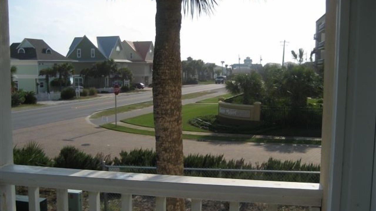 Photo of Patio Balcony in Miramar Beach