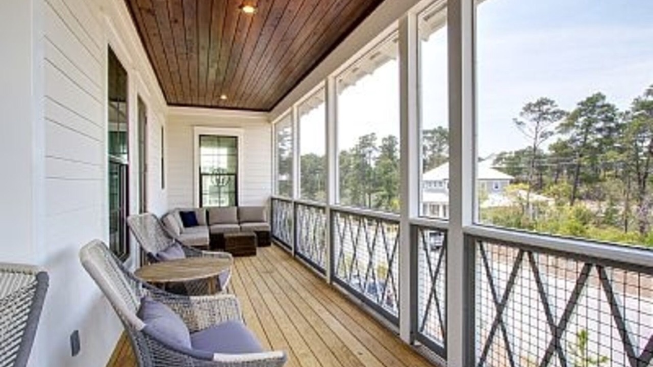 Photo of Patio Balcony in Lakeside at Blue Mountain Beach