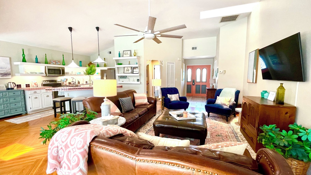 Photo of Livingroom in Naples Park