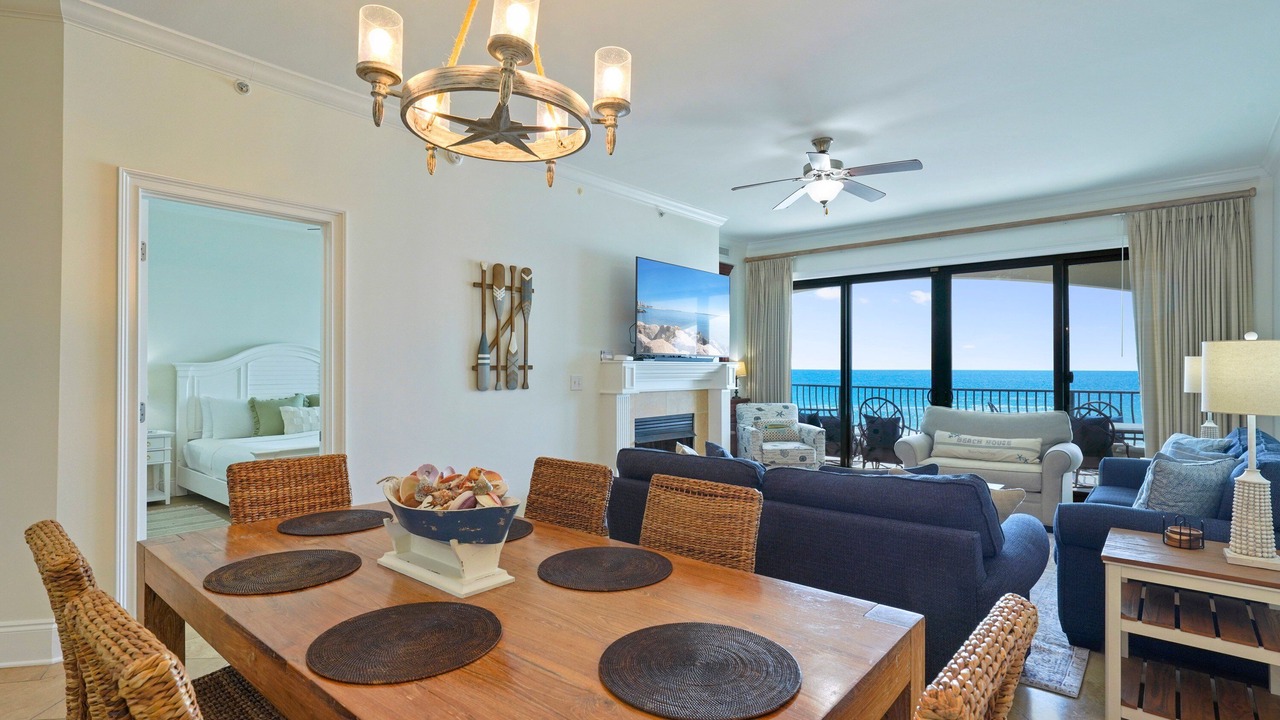 Photo of Bedroom in Crystal Beach