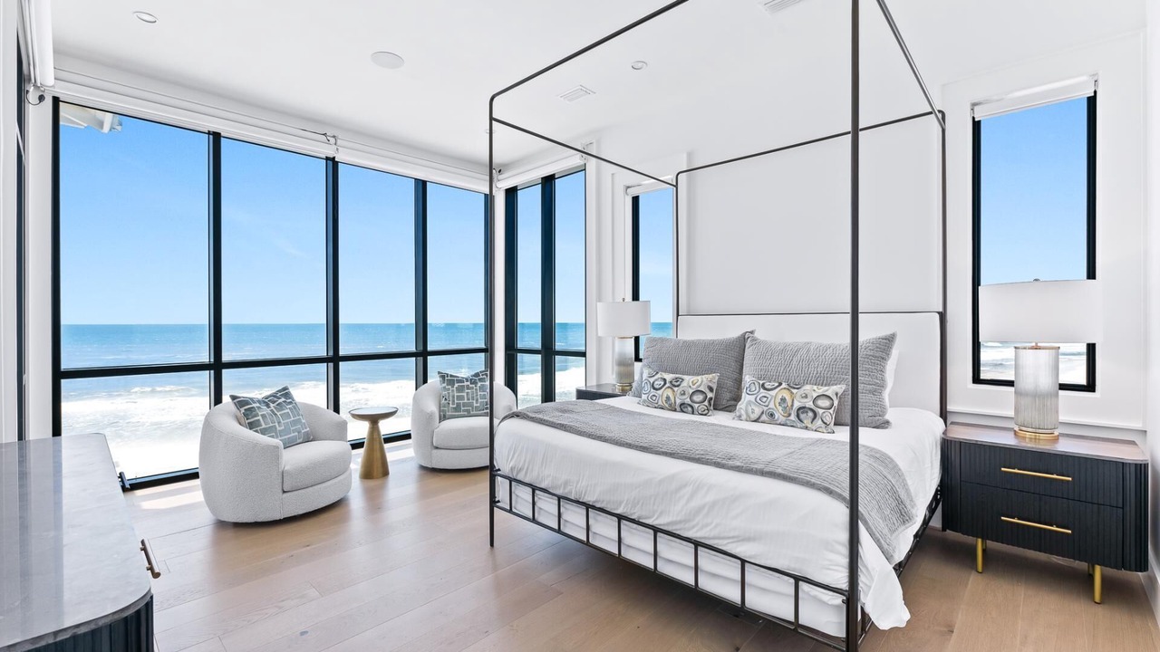 Photo of Bedroom in Seagrove Beach