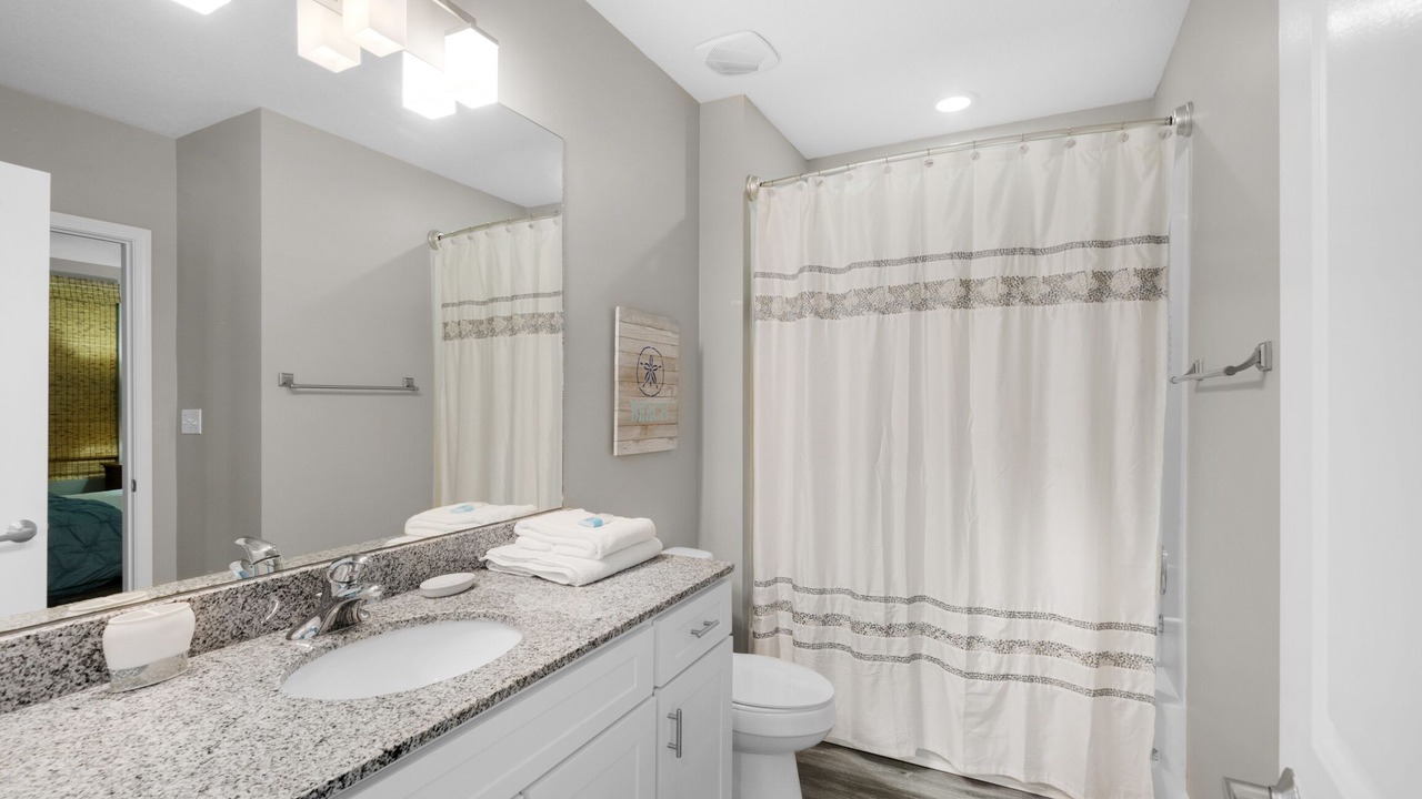 Photo of Bathroom in Long Beach
