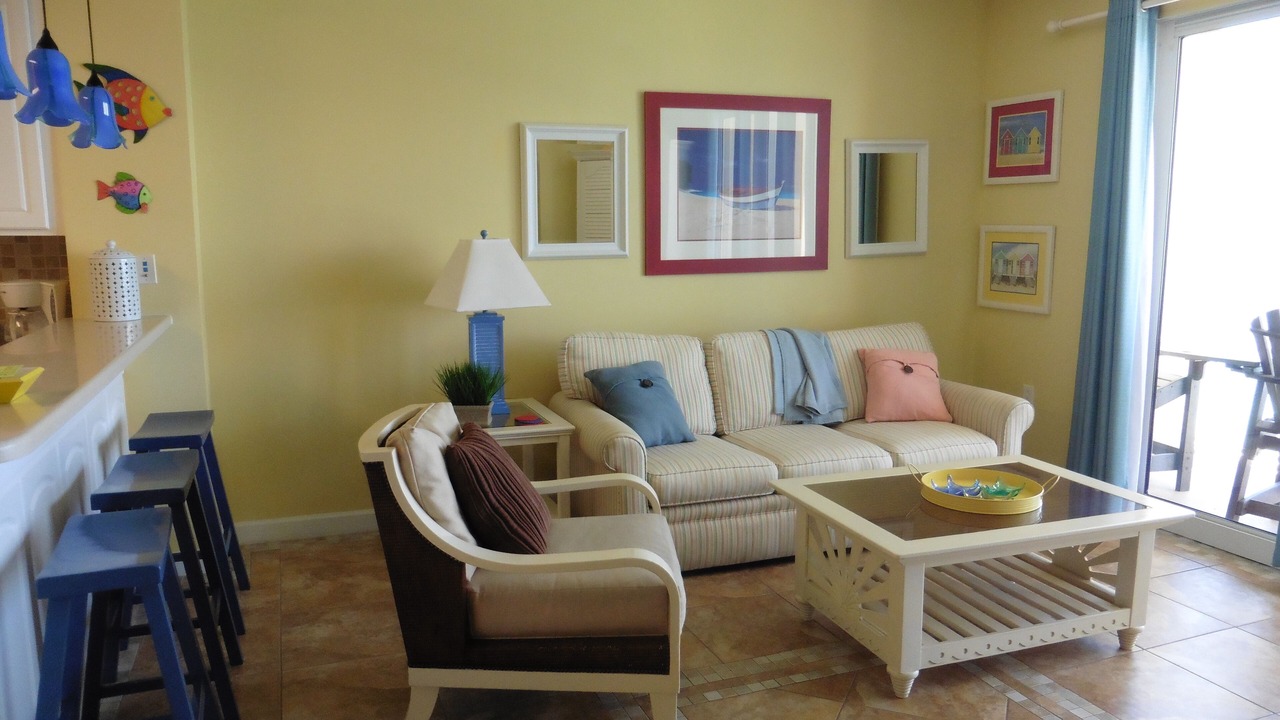 Photo of Livingroom in Lower Grand Lagoon