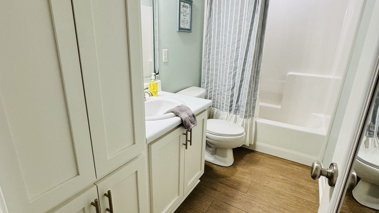 Photo of Bathroom in Dauphin Island