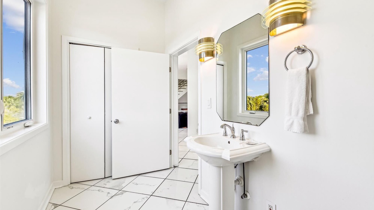 Photo of Bathroom in East End