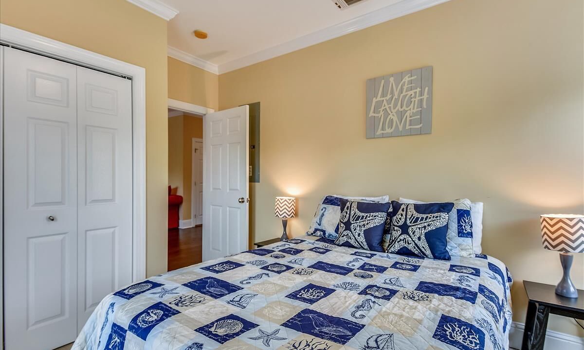 Photo of Bedroom in Sea Palm Village